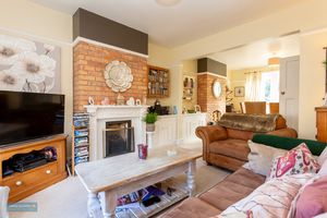 Sitting Room- click for photo gallery